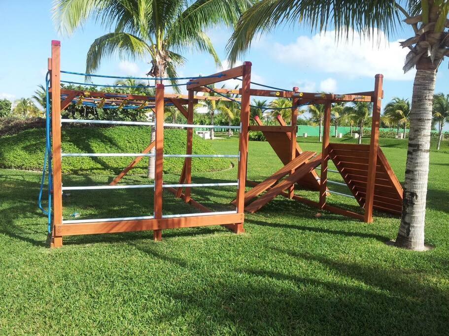 Punta Me Luxury Apartments Ocean View & Beach Front In Amara Cancún Exterior foto